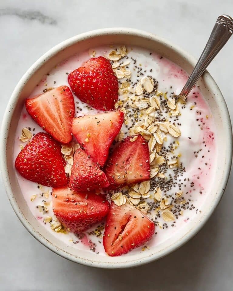 Strawberries and Cream Overnight Oats Recipe