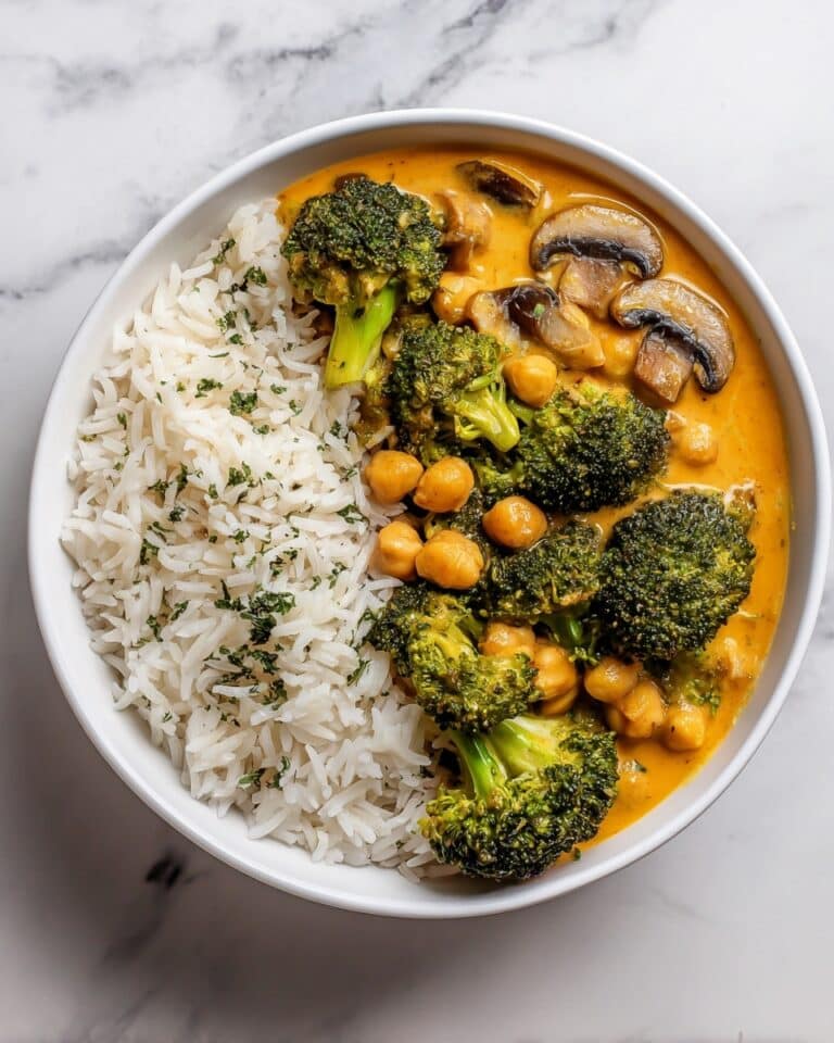 Curry de Brocoli, Pois Chiches et Champignons au Lait de Coco Recipe
